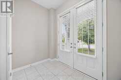 668 MCGREGOR FARM TRAIL | Newmarket Ontario | Slide Image Three