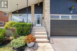 90 PECKHAM AVENUE | Toronto Ontario | Slide Image Three