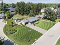256 BANNER LANE King Ontario, L7B 1H2