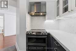 312 - 2285 LAKE SHORE BOULEVARD W | Toronto Ontario | Slide Image Ten
