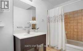 1136 BRONTE ROAD | Oakville Ontario | Slide Image Six