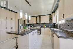 2380 WOODCREST DRIVE | Oakville Ontario | Slide Image Twelve
