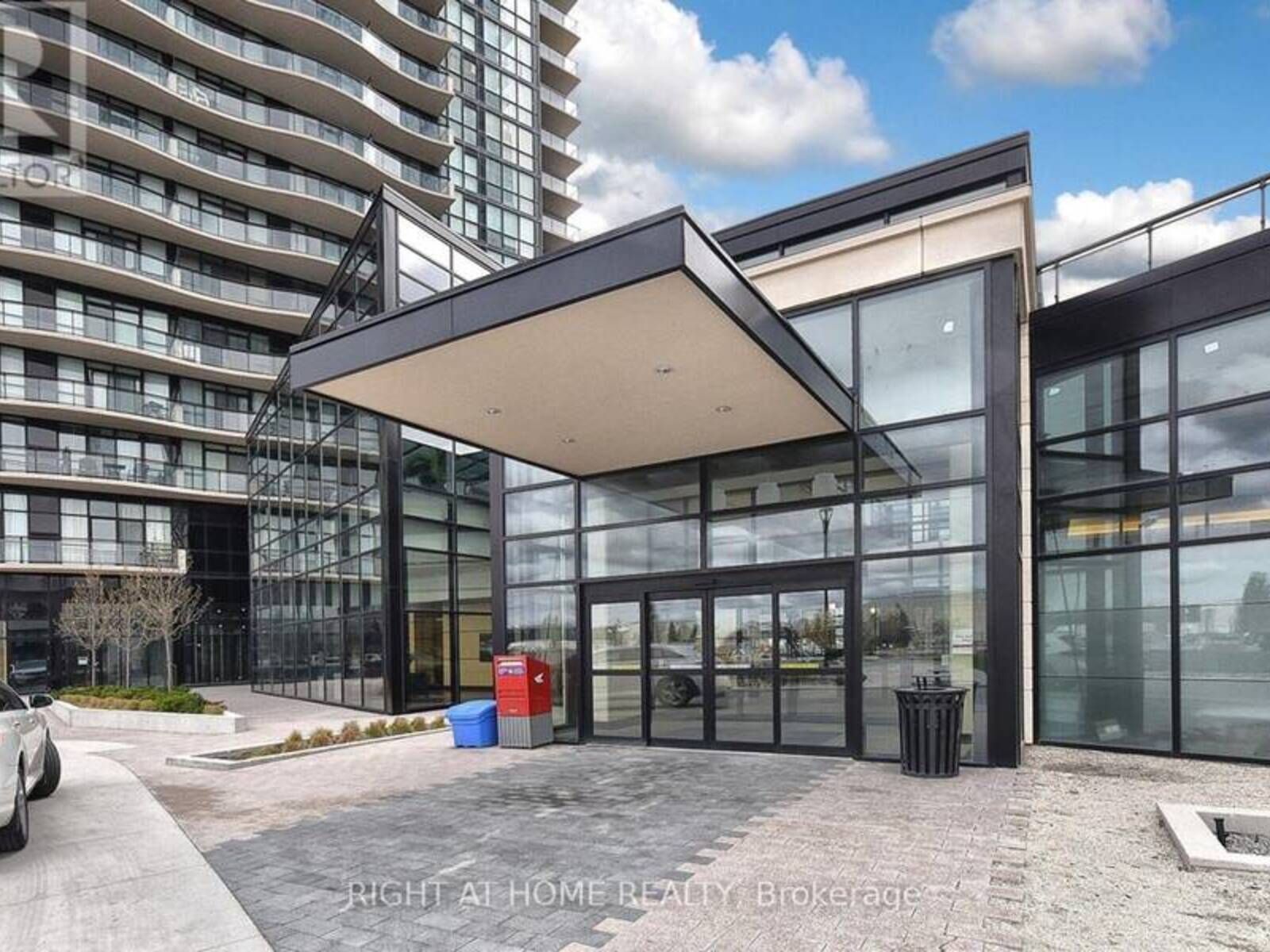 312 - 2910 HIGHWAY NO, 7 ROAD W, Vaughan, Ontario L4K 0H8