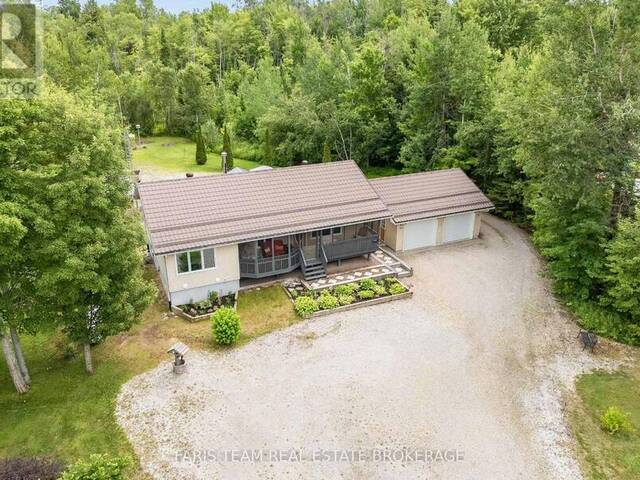 2151 FAIRGROUNDS ROAD Washago Ontario, L0K 2B0 - 3 Bedrooms Home For Sale