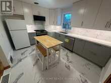 309 QUEEN MARY DRIVE | Oakville Ontario | Slide Image Seven