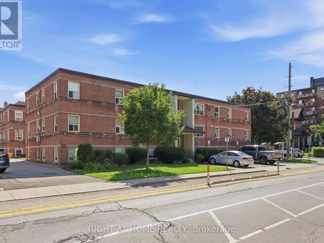 11 - 223 MACNAB STREET S Hamilton Ontario, L8P 3C9 - 2 Bedrooms Home For Sale
