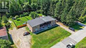 6 - 228 CINDY LANE | Angus Ontario | Slide Image Thirty-two