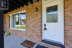 6 - 228 CINDY LANE | Angus Ontario | Slide Image Seven