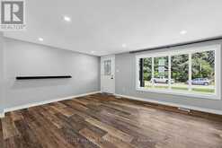 6 - 228 CINDY LANE | Angus Ontario | Slide Image Nine