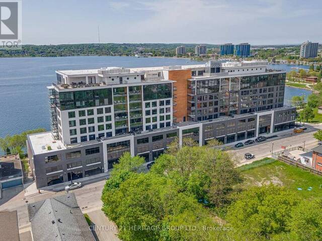 922 - 185 DUNLOP STREET E Barrie Ontario, L4M 0L7 - 2 Bedrooms Waterfront Condo For Sale