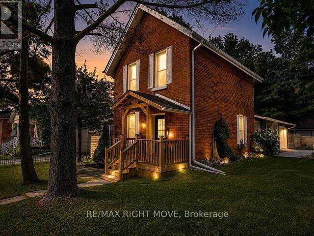 119 EMILY STREET Orillia Ontario, L3V 5V2 - 3 Bedrooms Home For Sale