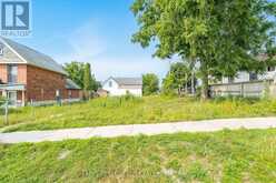 105 MATCHEDASH STREET S | Orillia Ontario | Slide Image One