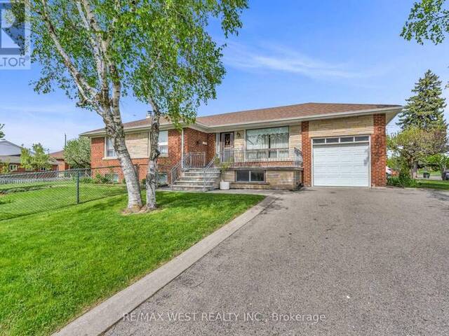 90 TAVISTOCK ROAD Toronto Ontario, M3M 2N9 - 4 Bedrooms Home For Sale