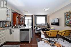30 SPRUCE PINE CRESCENT | Vaughan Ontario | Slide Image Three