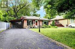 2694 TRUSCOTT DRIVE | Mississauga Ontario | Slide Image Three