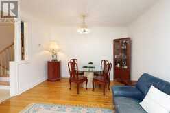 2694 TRUSCOTT DRIVE | Mississauga Ontario | Slide Image Nine