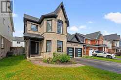 16 SNOWDEN AVENUE | Barrie Ontario | Slide Image Three