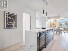 610 - 8 MANOR ROAD W | Toronto Ontario | Slide Image Nine