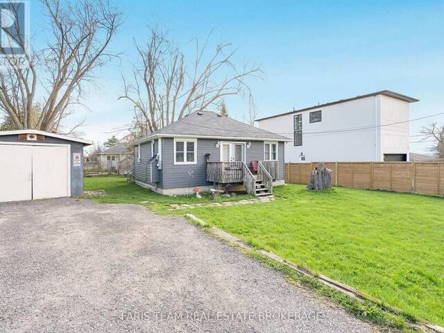 1417 MAPLE WAY Innisfil Ontario, L0L 1C0 - 2 Bedrooms Home For Sale