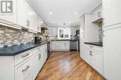 41 HODGINS AVENUE | Georgina Ontario | Slide Image Twelve