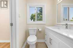 41 HODGINS AVENUE | Georgina Ontario | Slide Image Thirty-one