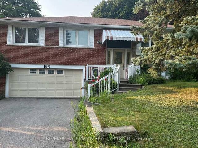 169 TRAYBORN DRIVE Richmond Hill Ontario, L4C 4K9 - 3 Bedrooms Home For Sale