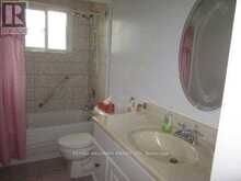 169 TRAYBORN DRIVE | Richmond Hill Ontario | Slide Image Five