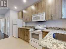 62 HOUNSLOW HEATH ROAD | Toronto Ontario | Slide Image Nine