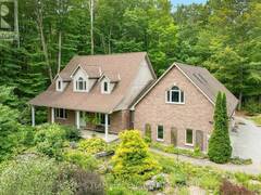 105 COPELAND CREEK DRIVE Tiny Ontario, L9M 0M2