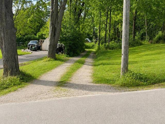 241 MOUNTAIN AVENUE Waubaushene Ontario, L0K 2C0 - Vacant Land For Sale