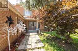 2 HOOK COURT | Barrie Ontario | Slide Image Three