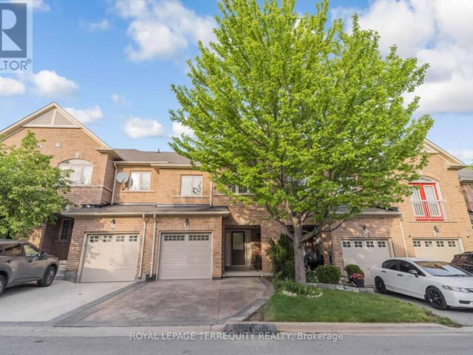 7 BAMBOO GROVE, Brampton, Ontario L6R 0L9