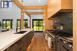 2224 RAINBOW VALLEY ROAD W | Springwater Ontario | Slide Image Nine