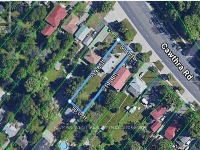1518 CAWTHRA ROAD Mississauga Ontario, L5G 4L2 - Property For Sale