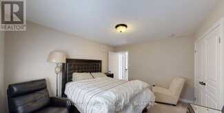 40 PINEMEADOW DRIVE | Hamilton Ontario | Slide Image Nineteen