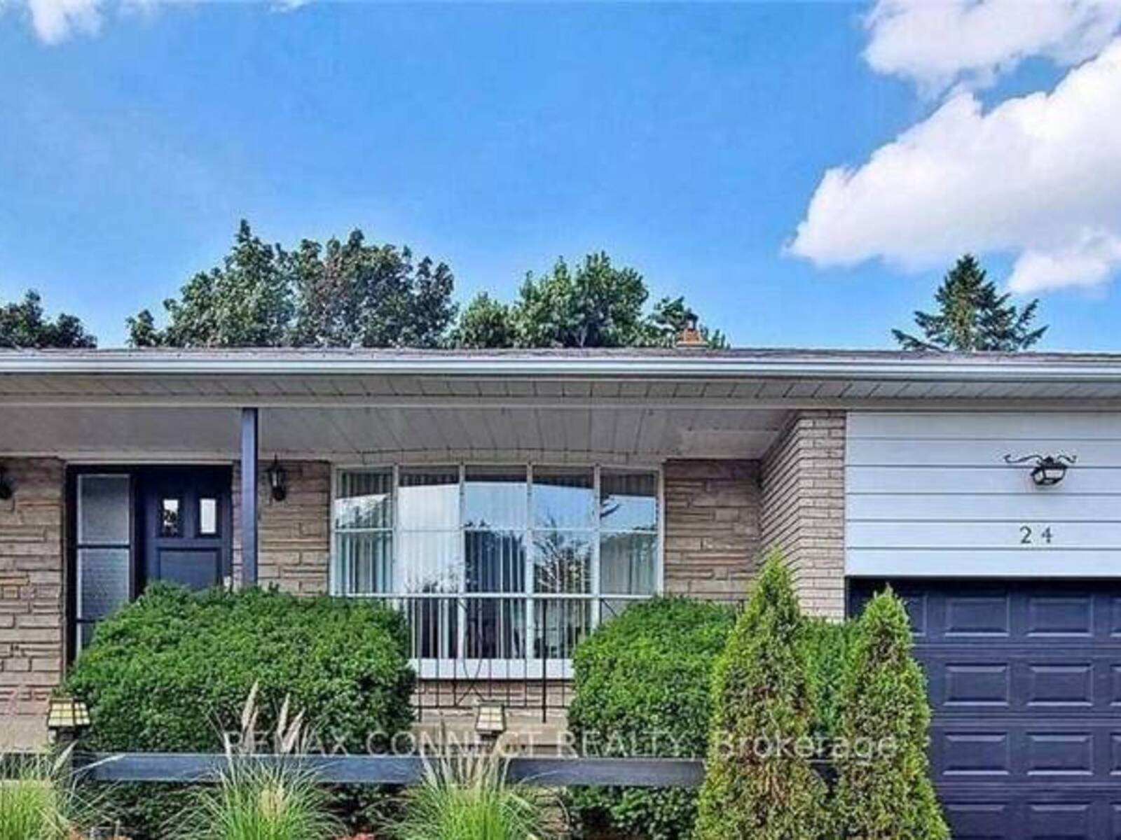 24 LALTON PLACE, Toronto, Ontario M1E 1T4