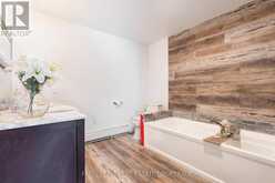 1008 RAINBOW VALLEY ROAD W | Springwater Ontario | Slide Image Four