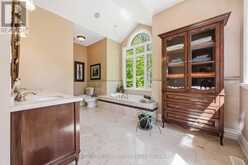 46 LAKE WOODS DRIVE | Whitchurch-Stouffville Ontario | Slide Image Twenty-one