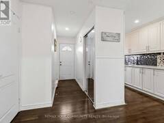 11 GRANTBROOK COURT Brampton Ontario, L6S 2K8