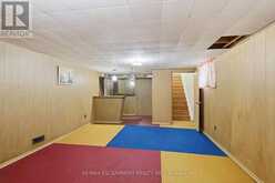 44 MCDONALD COURT | Hamilton Ontario | Slide Image Twenty