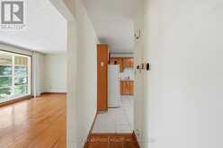 44 MCDONALD COURT | Hamilton Ontario | Slide Image Eight
