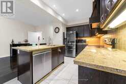 13 - 370 STONEHENGE DRIVE | Hamilton Ontario | Slide Image Ten