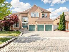 5298 ROANOKE COURT Mississauga Ontario, L5M 5H8