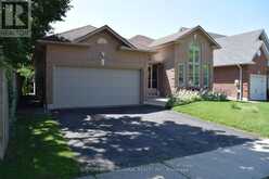 51 DAINES DRIVE | Whitby Ontario | Slide Image Two