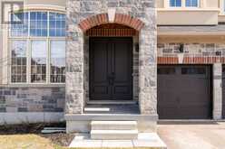 61 STRATHGREEN LANE | Georgina Ontario | Slide Image Two