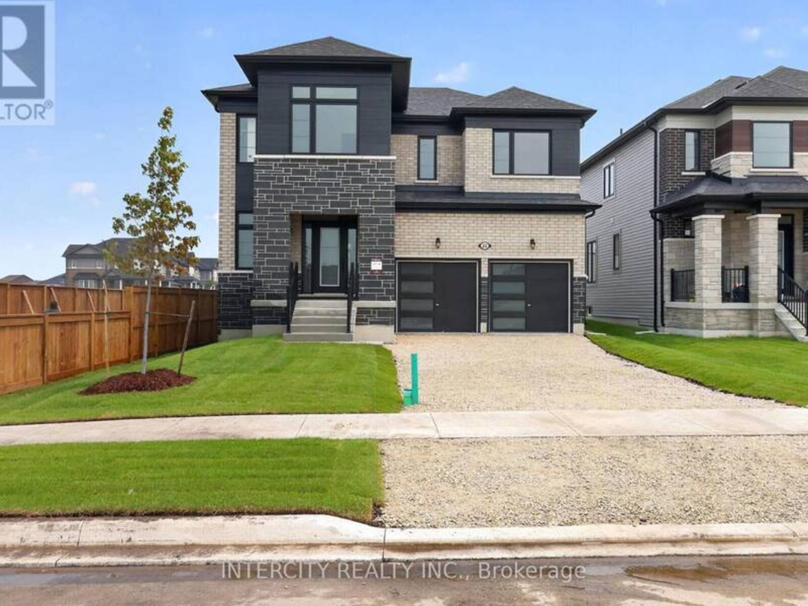 22 LEGACY CIRCLE, Wasaga Beach, Ontario L9Z 0L8