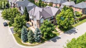 2149 ALDERBROOK DRIVE | Oakville Ontario | Slide Image Three