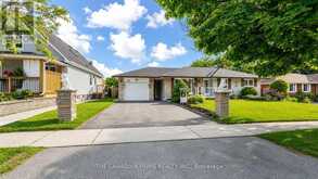 470 CROMWELL AVENUE | Oshawa Ontario | Slide Image One
