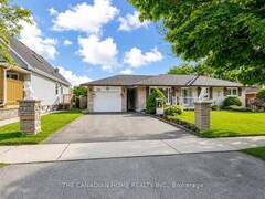 470 CROMWELL AVENUE Oshawa Ontario, L1J 4V2