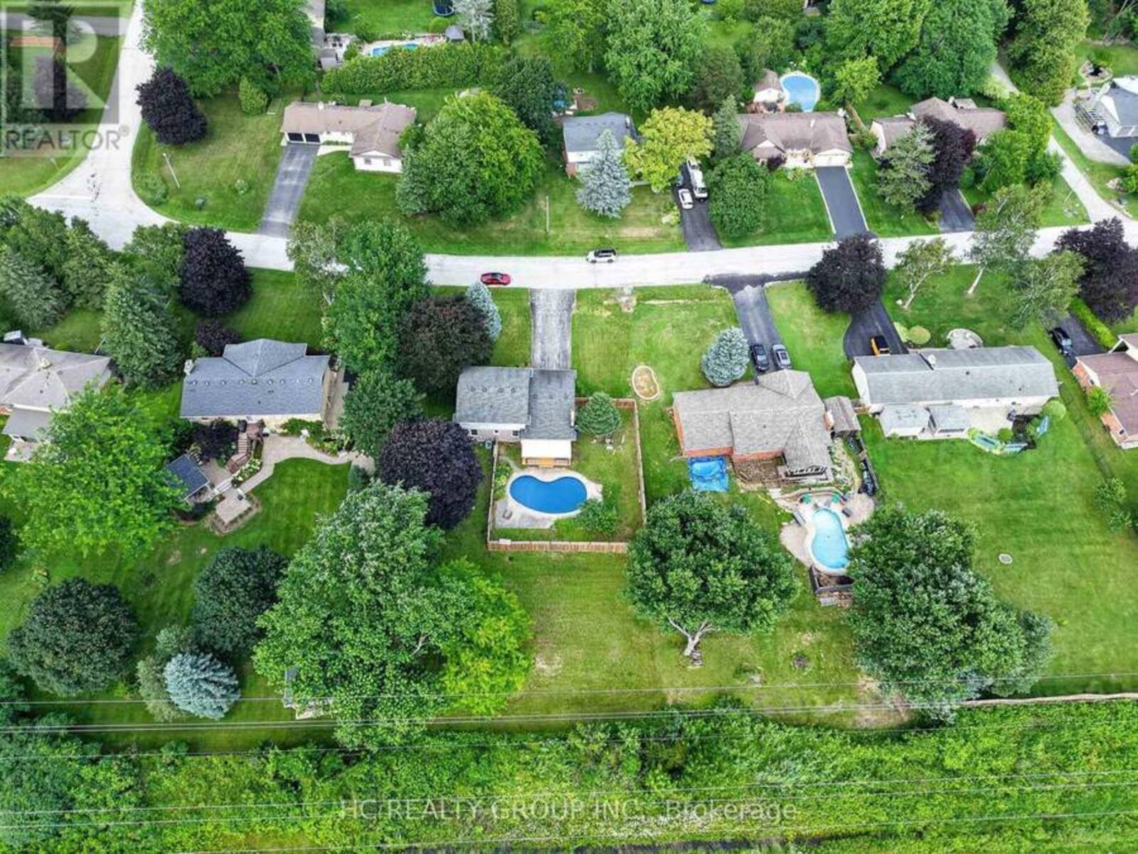 22 FIRESIDE DRIVE, Hamilton, Ontario L8N 2Z7